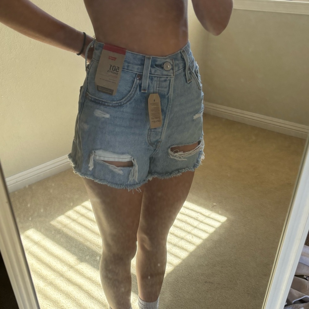 Levi’s 501 Shorts BNWT